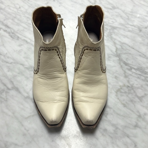 Calleen Cordero Cream Leather Embellished Ankle Western Inspired Bootie 7.5 - Picture 2 of 12